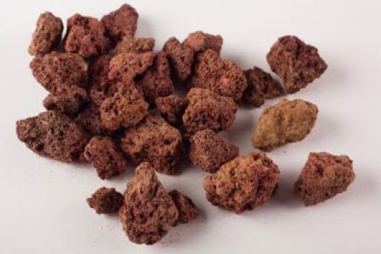 Batu Apung Merah (1-2 cm)