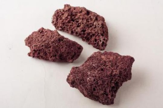 Batu Apung Merah (4-6 cm)