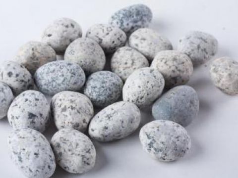 Batu Telur Puyuh Bulat-3 (15-18 mm)